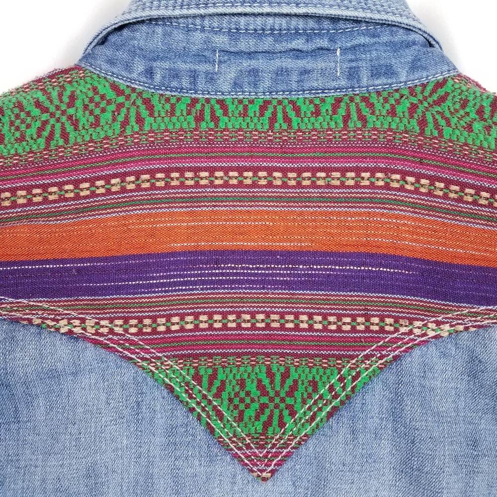 Embroidered Button Down S - image 5